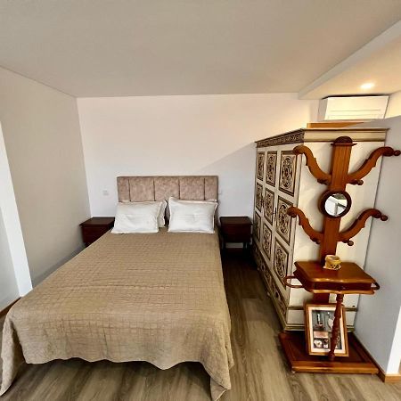 Charming Studio Apartment In Повуа-де-Варзін Екстер'єр фото